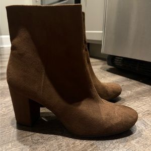 Brown heeled boots - size 12